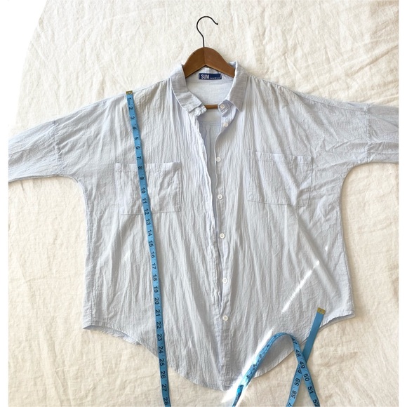 SUM Oversized Button Down Blouse - Picture 4 of 9